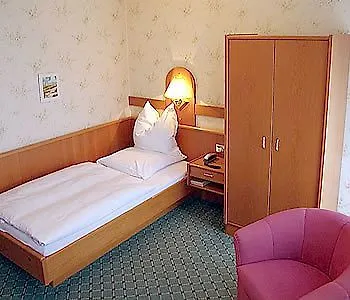 Hotel Atlanta Hannover 3*,